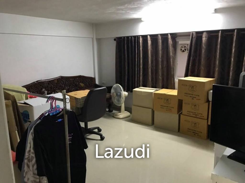 4 Storey Townhouse For Sale in Rama 4