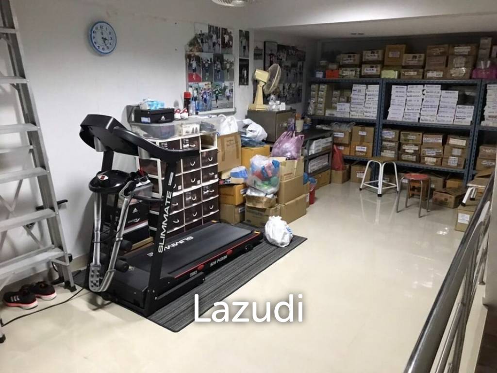 4 Storey Townhouse For Sale in Rama 4