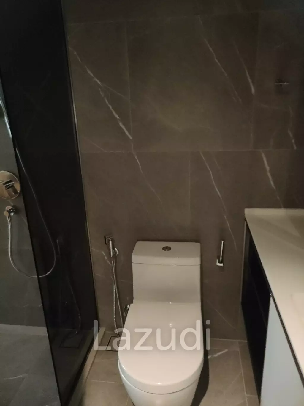 2 Bed 3 Bath 125 SQ.M The Reserve Sukhumvit 61