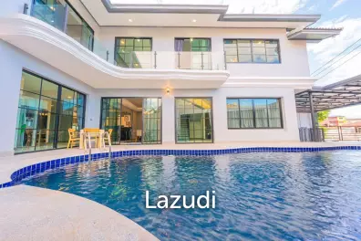 5 Bedrooms 6 Bathrooms 280 SQ.M. Suksabai Villa