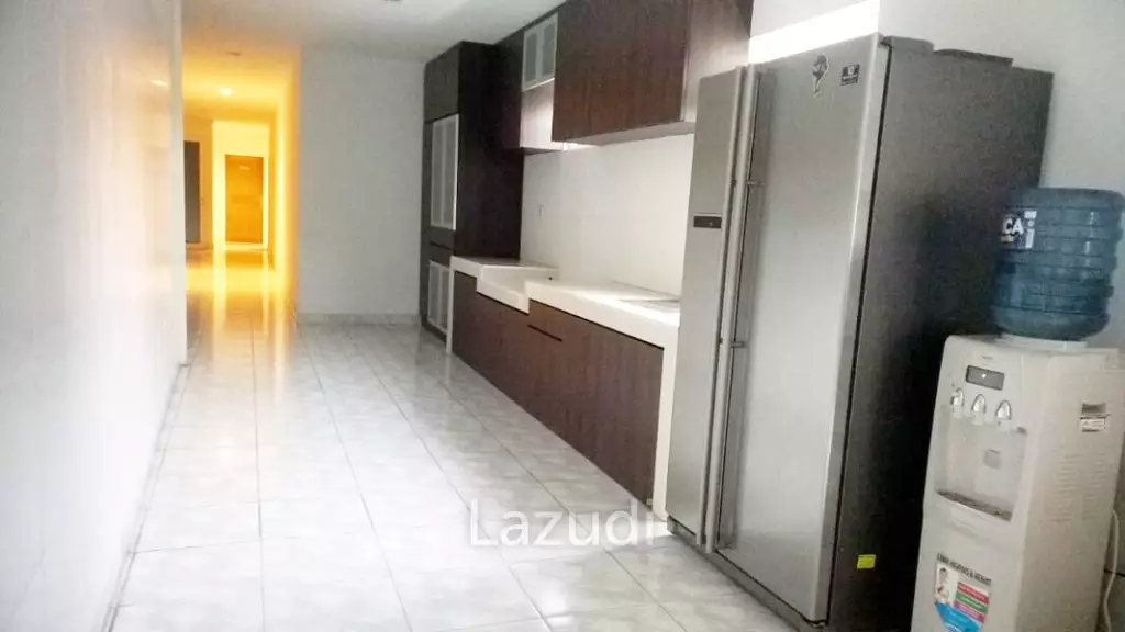 Kost2an Dekat Bandara Soekarno Hatta Cengkareng "Norita House"