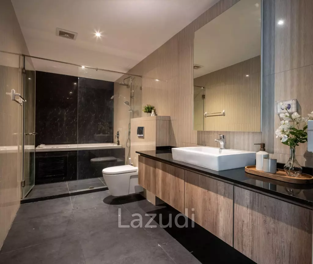 3 Bed 4 Bath 127 SQ.M The Unique Sukhumvit 62/1