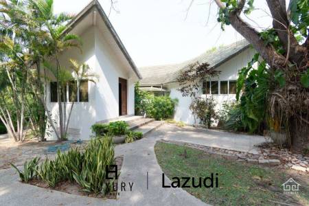 Luxury Family Pool Villa On Golf Course