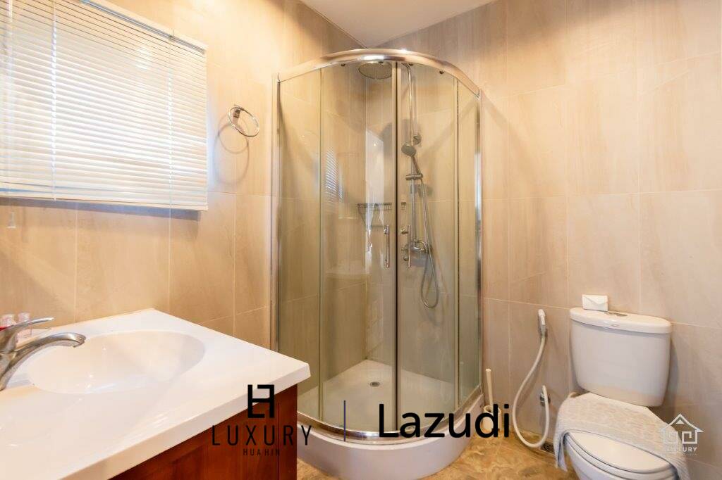 2,400 metro cuadrado 7 ` 6 Baño Villa de Venta