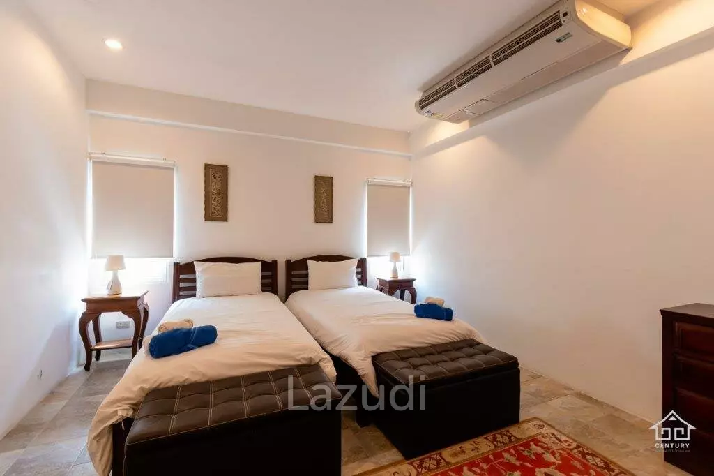 Luxury Family Pool Villa On Golf Course
