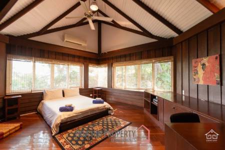 Luxury Family Pool Villa On Golf Course