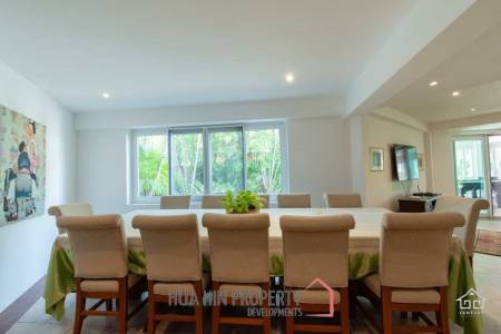 Luxury Family Pool Villa On Golf Course