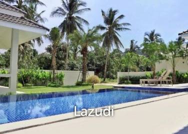 WHITE BEACH VILLAS : Coconut Villa E WHITE BEACH VILLAS : Coconut Villa E