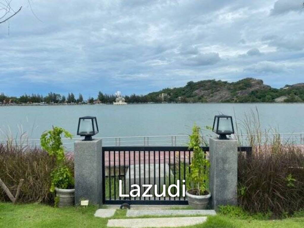 Luxury 10 bedroom Villa Resort on Kao Tao Lake.