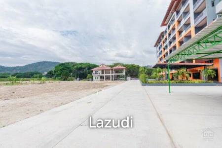 Apartment 117 rooms near town for sale 