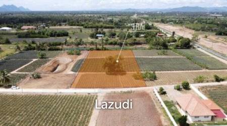 Land in Kao Tao of 3 Rai with some lake frontage