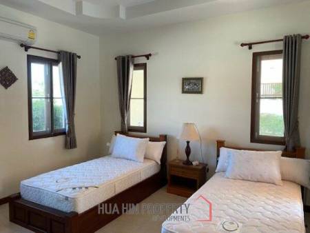 BREEZE HILL : Great Design 3 bed pool Villa