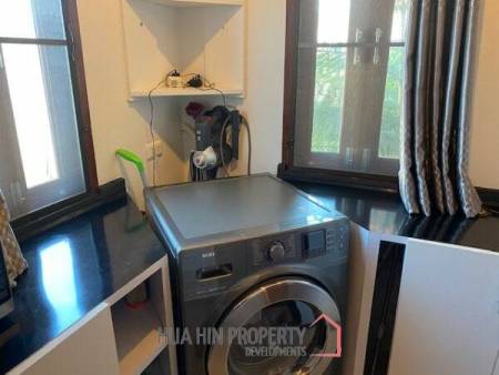 BREEZE HILL : Great Design 3 bed pool Villa