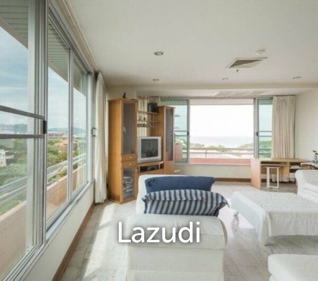 ESPLANADA : Luxury 3 bed condo on high floor with great sea and town views
