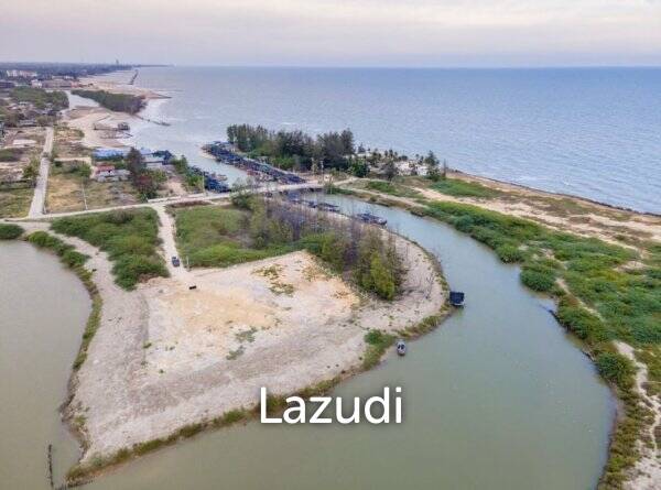 Beautiful and unique land of just over 2.75 rai next to river and very close to the beach Beautiful and unique land of just over 2.75 rai next to river and very close to the beach