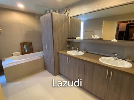 4 Bedroom Beachfront Penthouse in Hua Hin