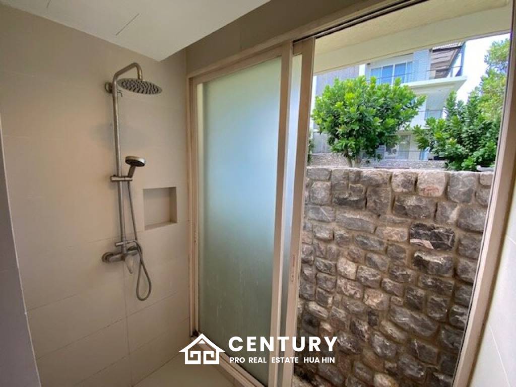 4 Bedroom Beachfront Penthouse in Hua Hin