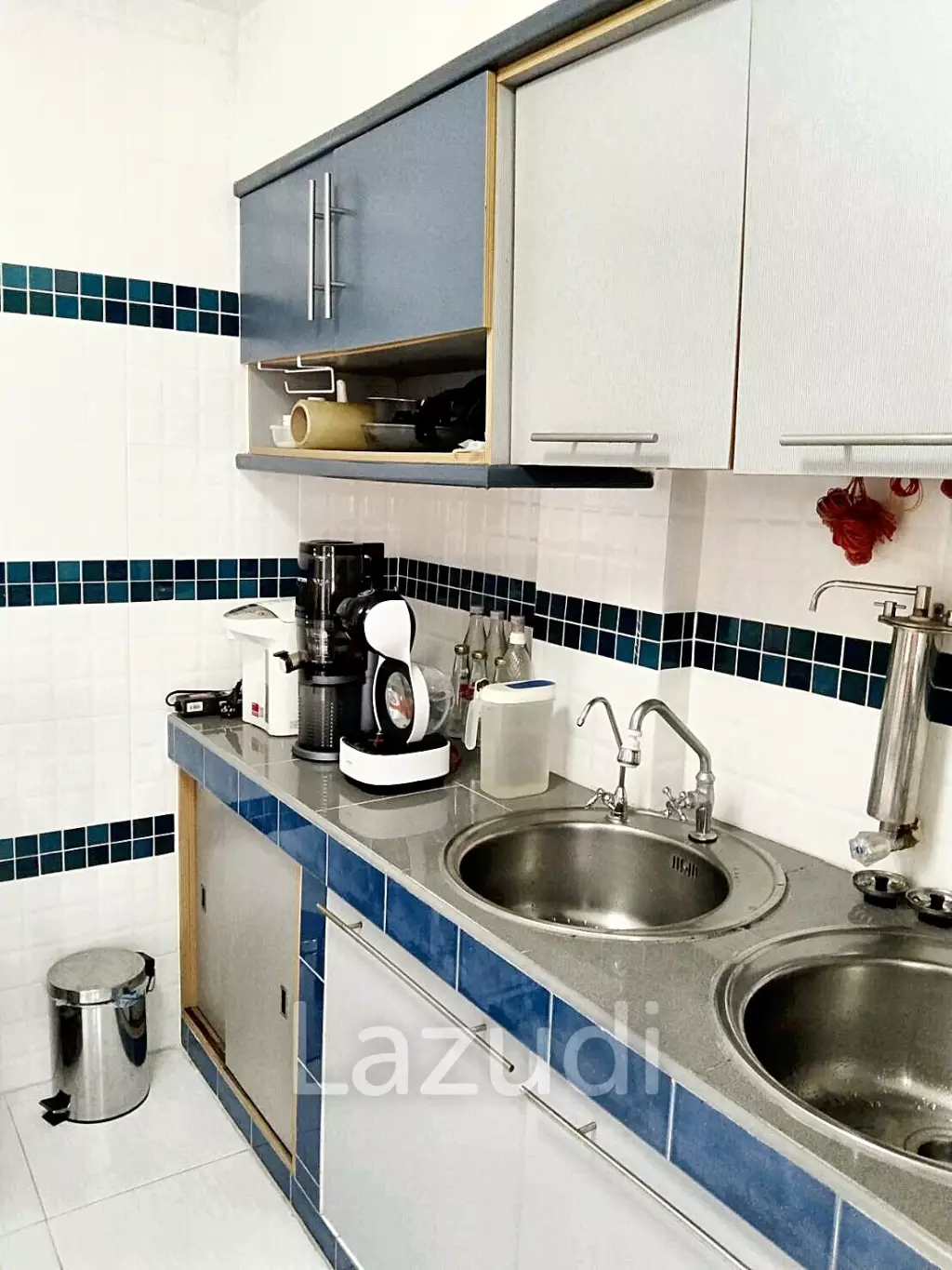 4 Bedrooms Detached House For Sale in On Nut