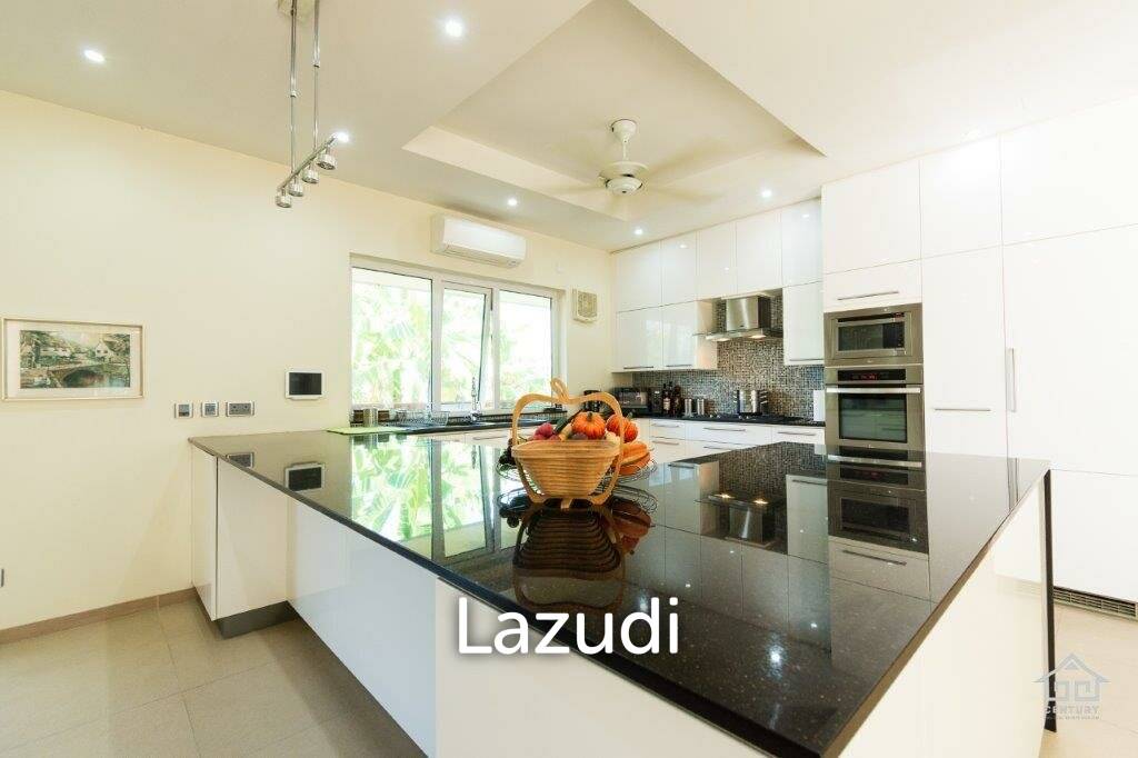 1,790 Sqm 5 Bed 5 Bath Villa For Sale