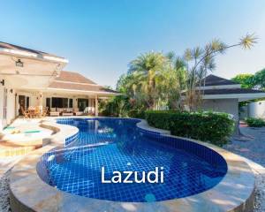 GROVE RESIDENCES : Beautiful design 5 bed Bali Style Pool Villa Plus Maids cottage