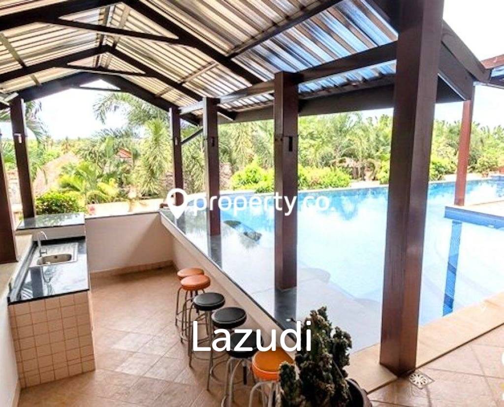 4 Bed luxury pool villa