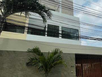 4 Beds 400 Sqm Detached House in Sukhumvit 26 For Rent