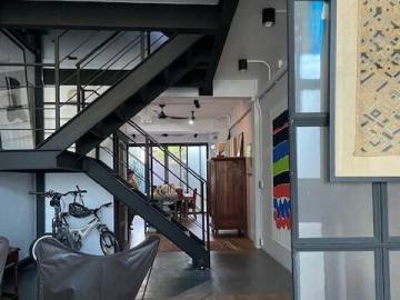 Loft House For Sale in Ekkamai