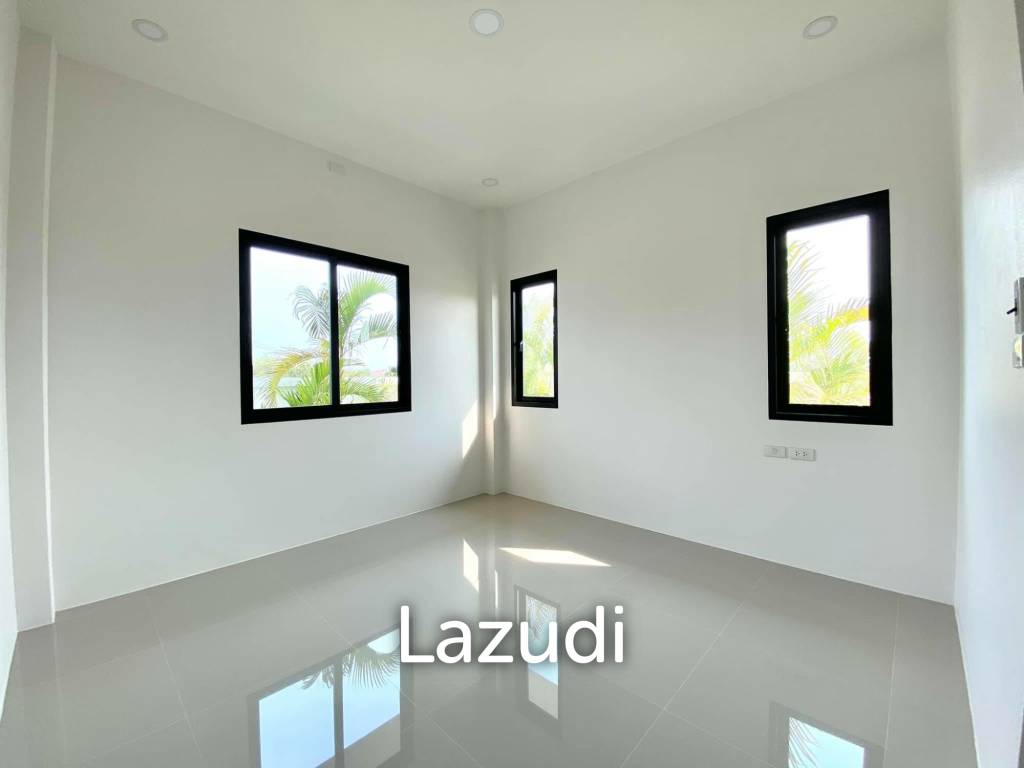 3 bed 225SQM Huguh Home Pool Villa Cha-Am