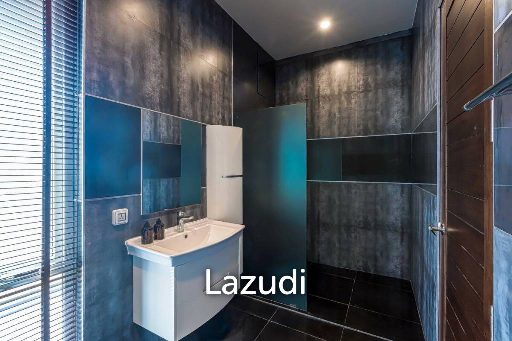 BLACK LOTUS : Quality 3 bed pool villa