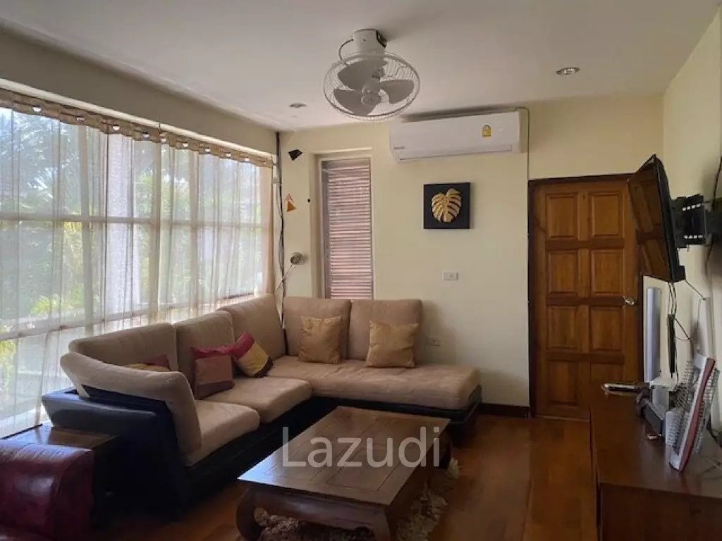 BAAN ROTH : 4 Bed 2 storey Pool Villa near town centre and beaches