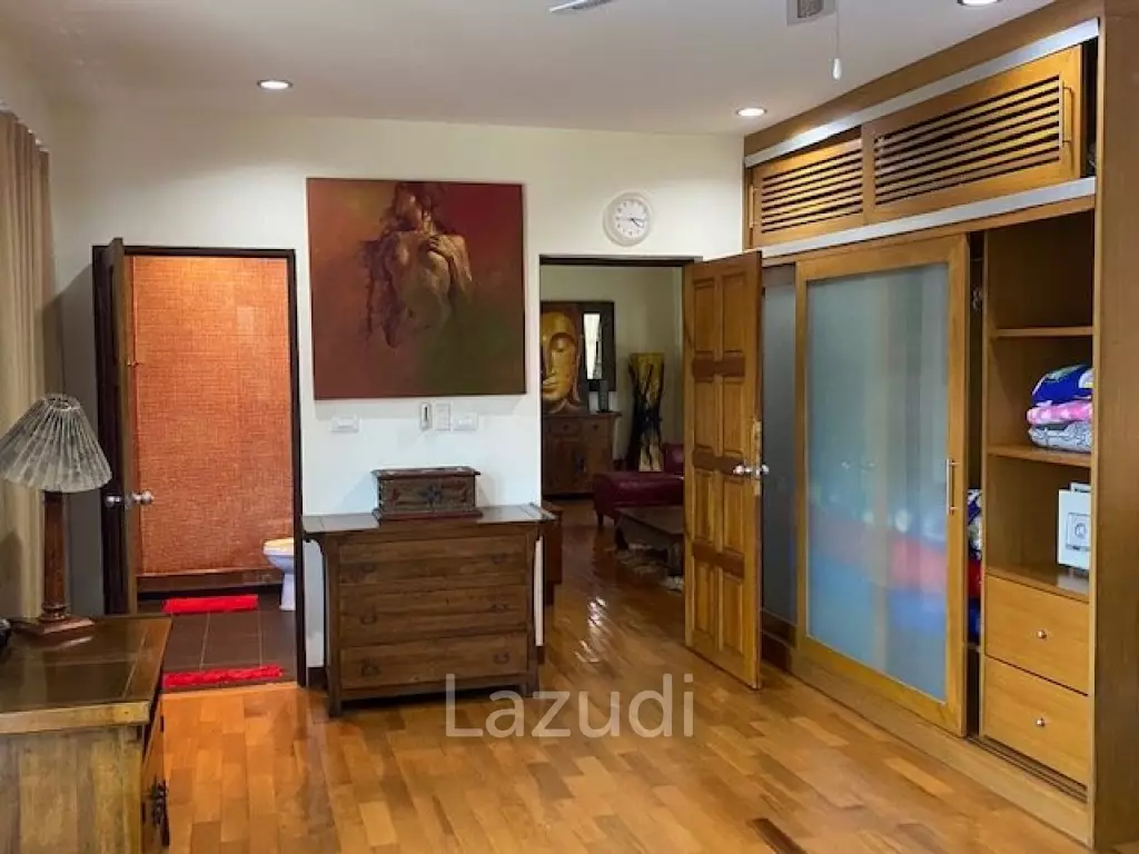 BAAN ROTH : 4 Bed 2 storey Pool Villa near town centre and beaches