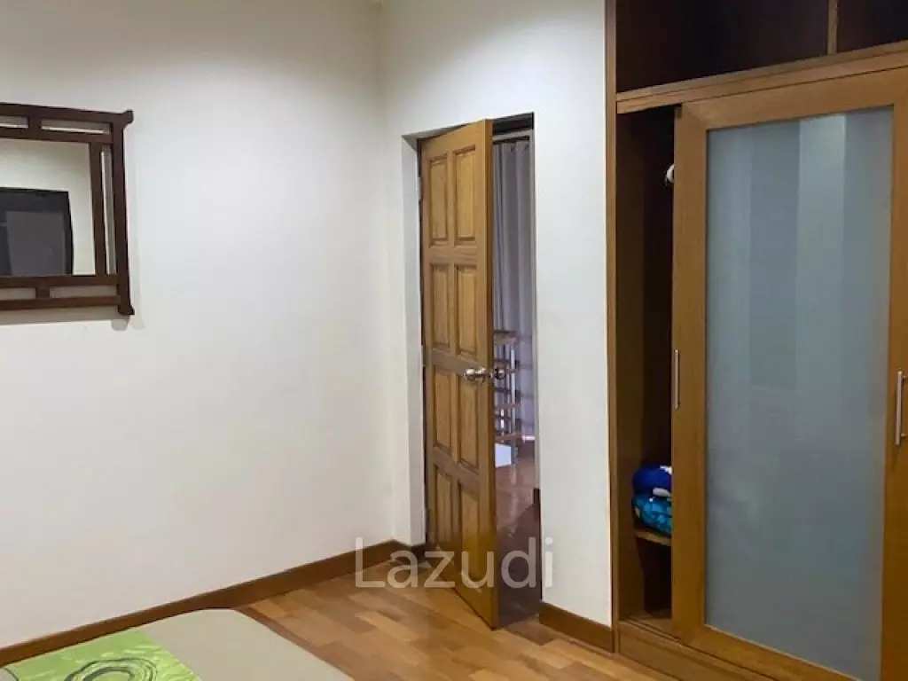 BAAN ROTH : 4 Bed 2 storey Pool Villa near town centre and beaches