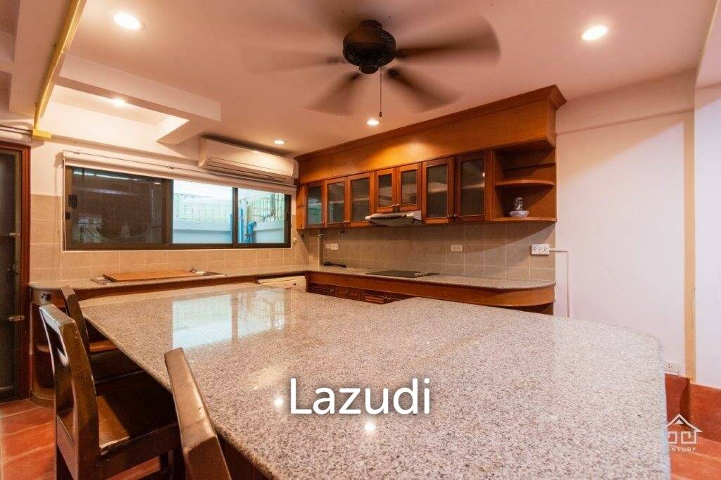 200 Sqm 4 Bed 4 Bath Townhouse For Sale