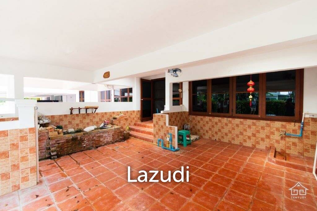 200 Sqm 4 Bed 4 Bath Townhouse For Sale