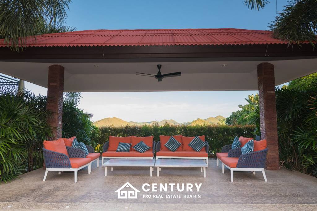 24 Bedrooms Boutique Resort