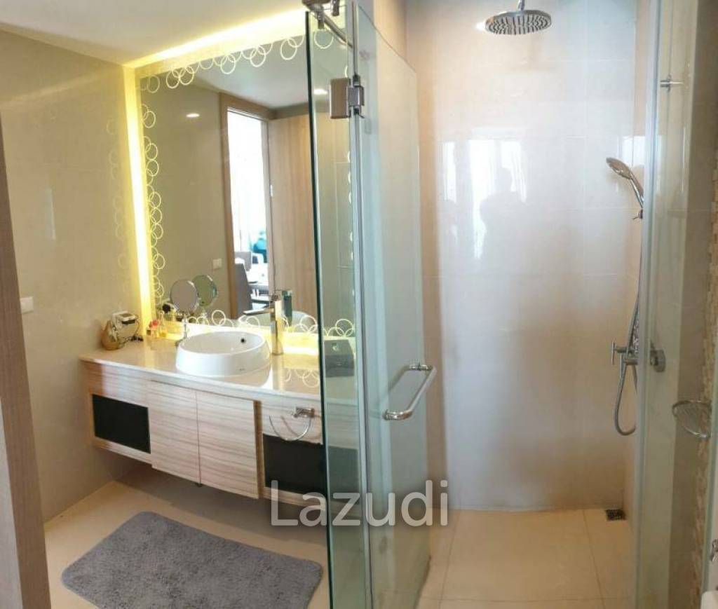 81 Sqm 2 Bed 2 Bath at The Riviera Wongamat Beach
