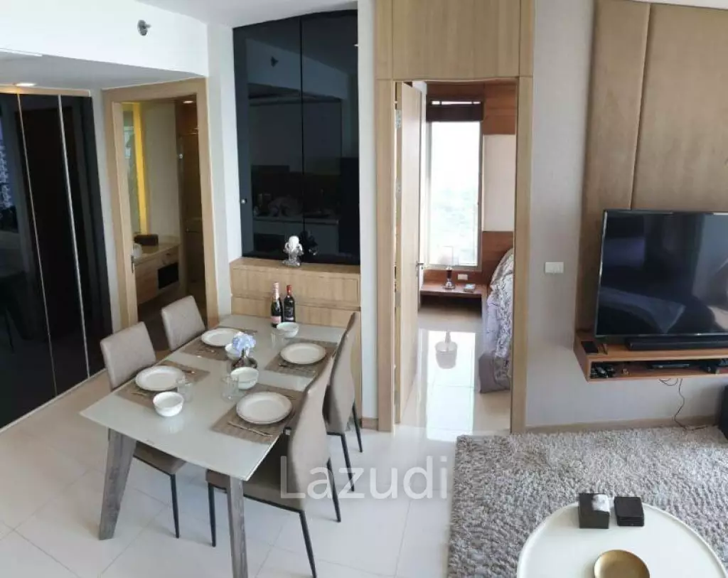 81 Sqm 2 Bed 2 Bath at The Riviera Wongamat Beach