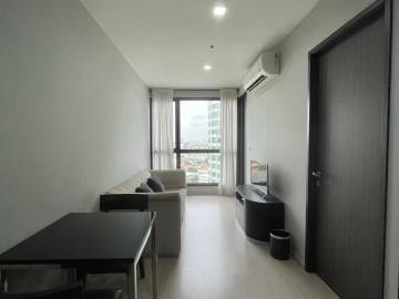 Best Price!!! Rhythm Sukumvit 44/1 (35 sqm.) 0 min to BTS Phra Khanong. Ready to move in