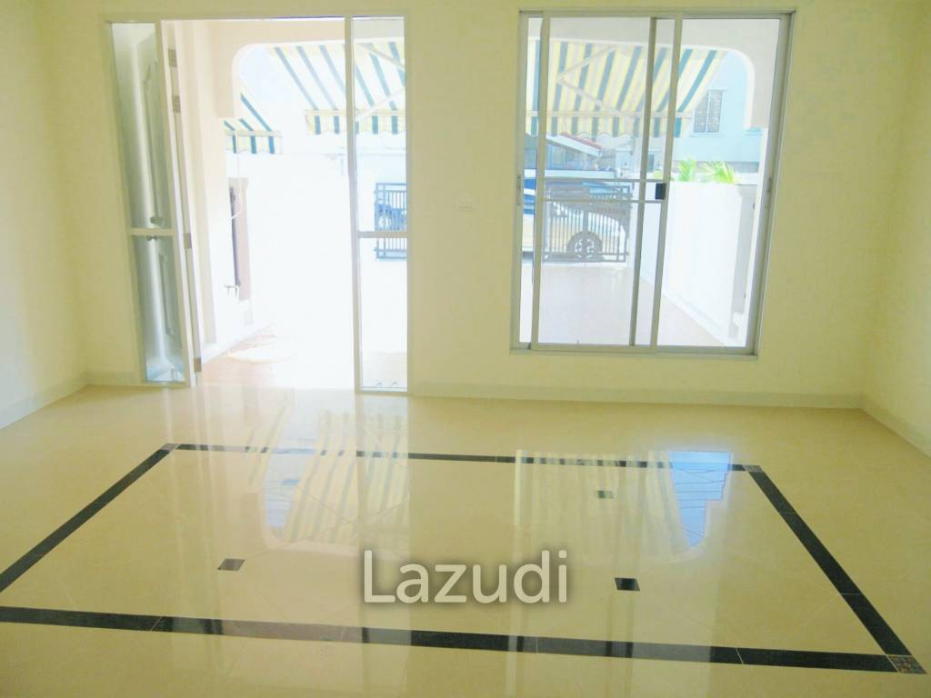3Bed Townhouse Baan Klang Muang The Royal Monaco