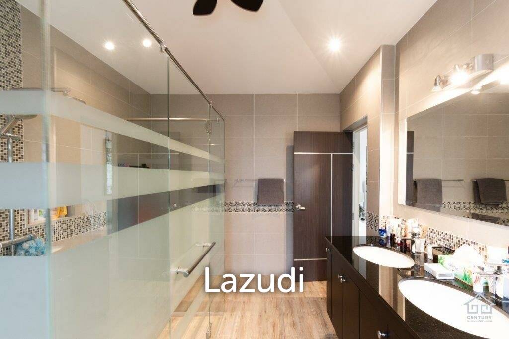 600 Kvm 3 Seng 3 Bad Villa for Salg