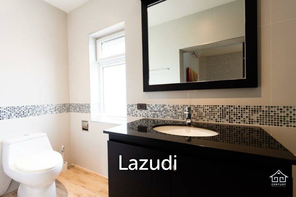 600 Kvm 3 Seng 3 Bad Villa for Salg