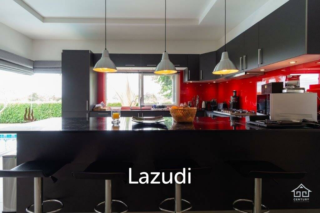 600 Kvm 3 Seng 3 Bad Villa for Salg