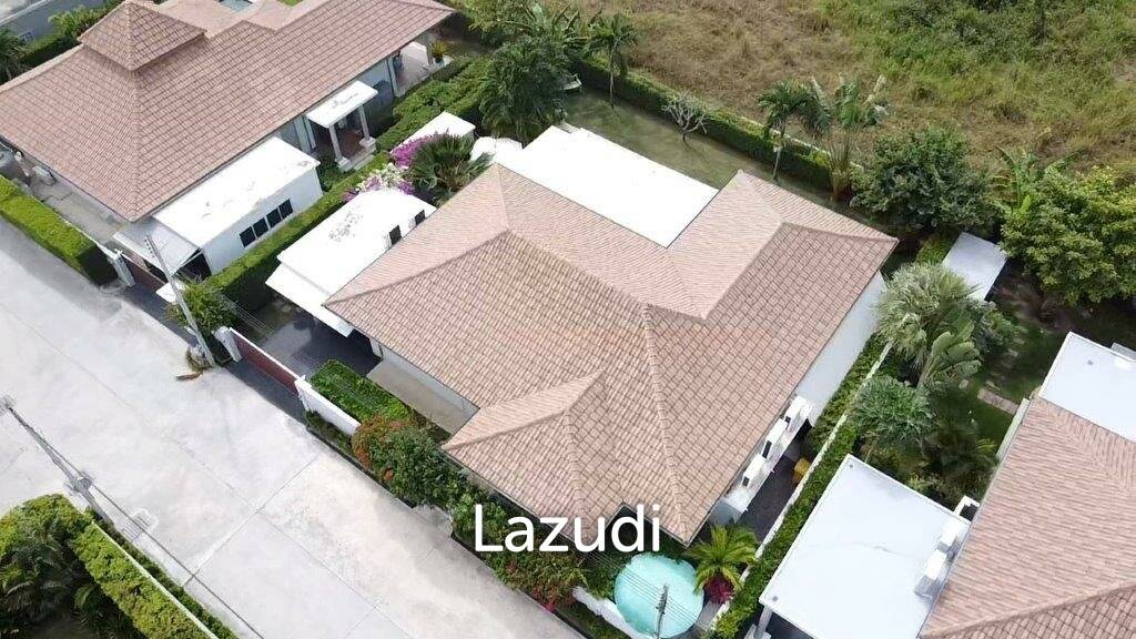 600 Kvm 3 Seng 3 Bad Villa for Salg