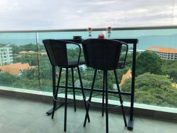 Condo for Rent and Sale At Cosy Beach View ⛱