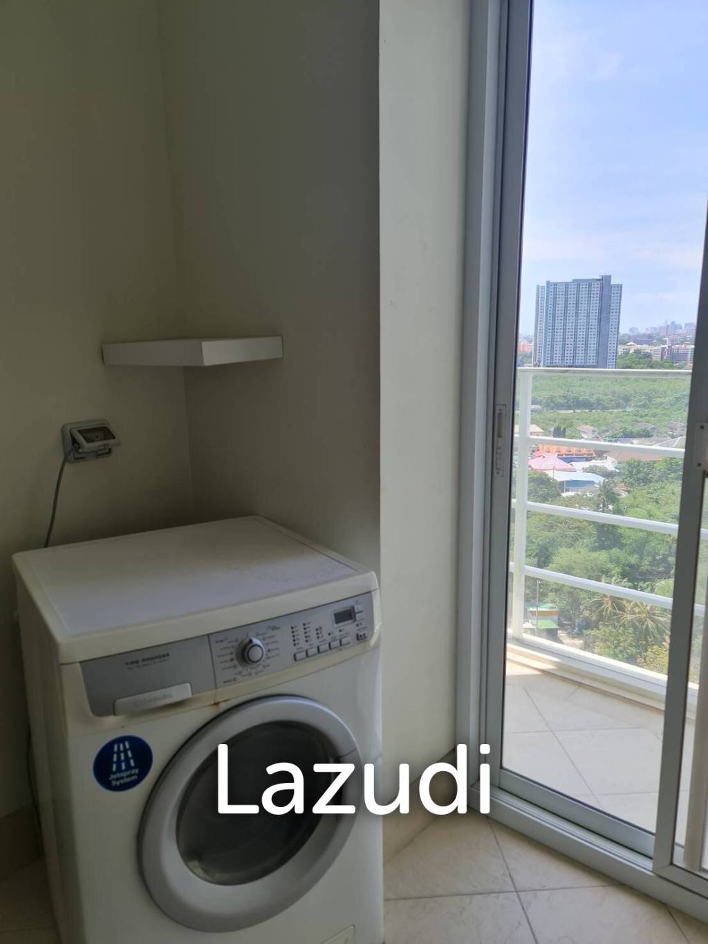 3 brs beachfront condo for sale