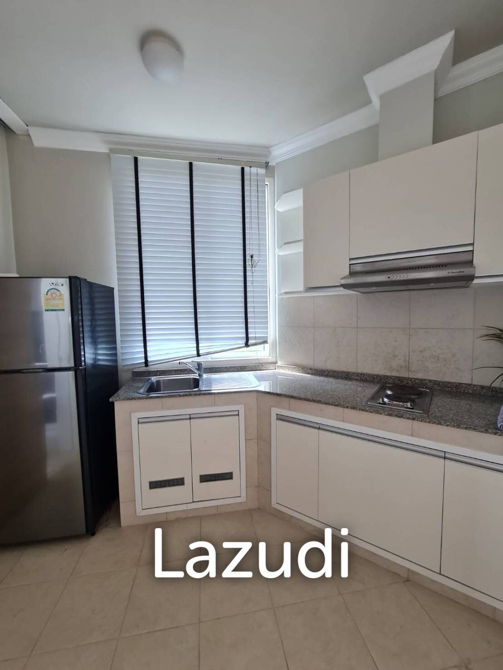 3 brs beachfront condo for sale