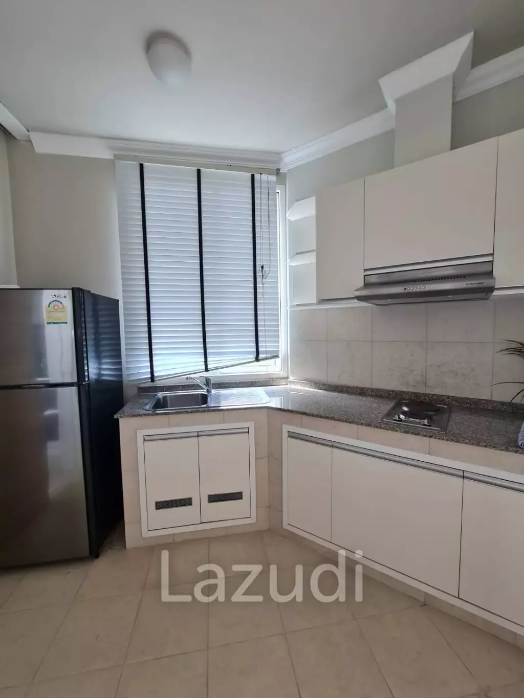 3 brs beachfront condo for sale