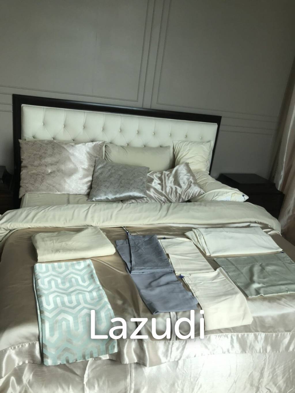 3 brs beachfront condo for sale