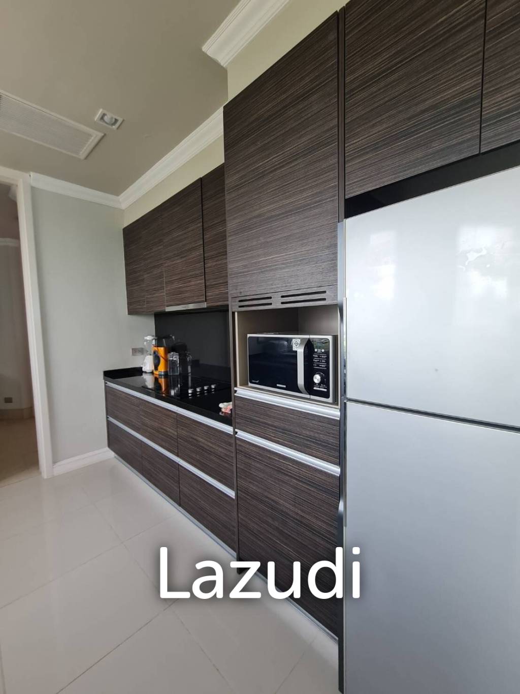 3 brs beachfront condo for sale