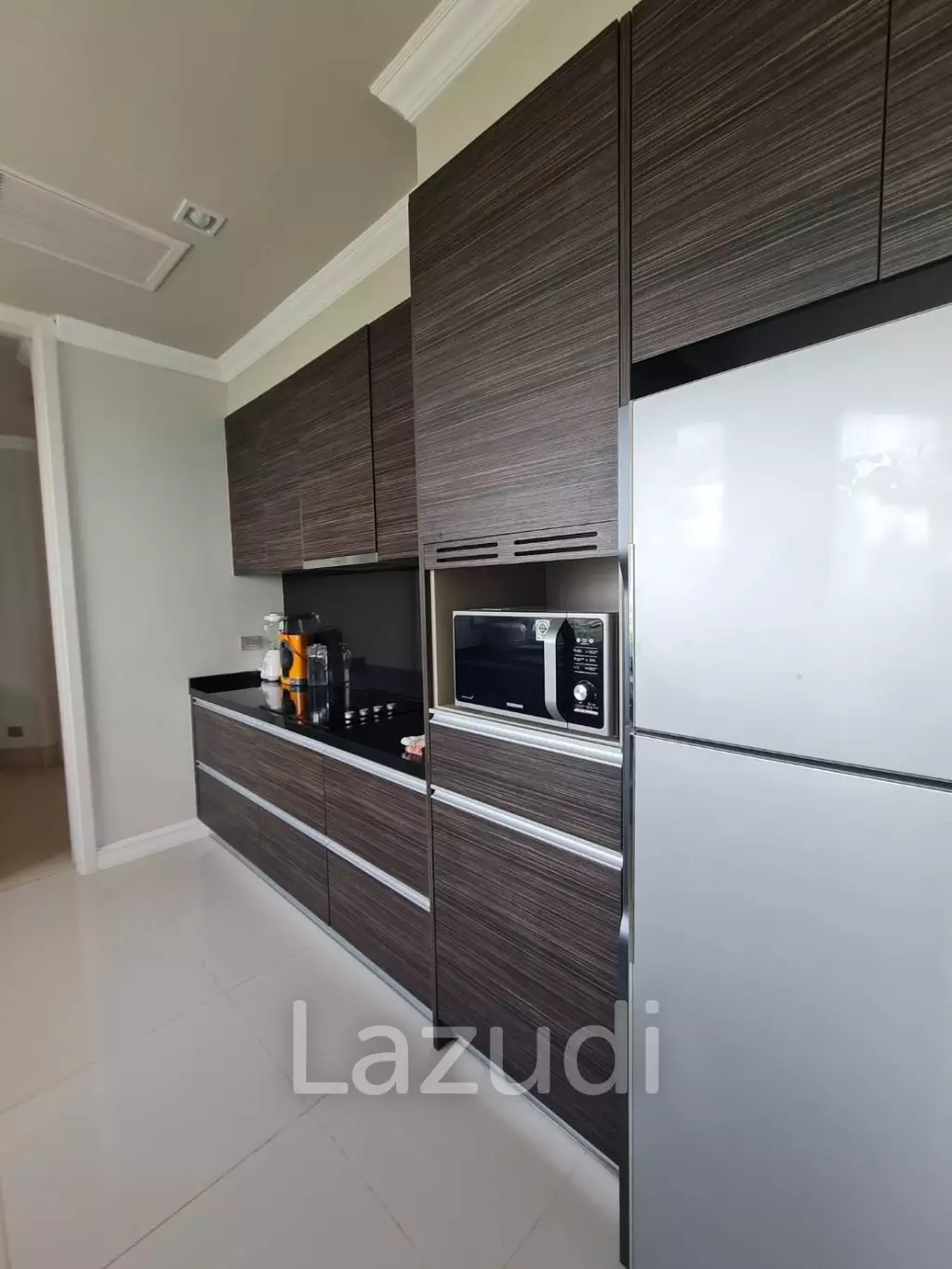 3 brs beachfront condo for sale